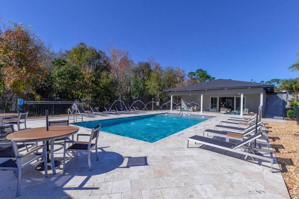 Charming Four Bedrooms Townhome With Private Splash Pool At Le Reve Resort Kissimmee Exterior photo